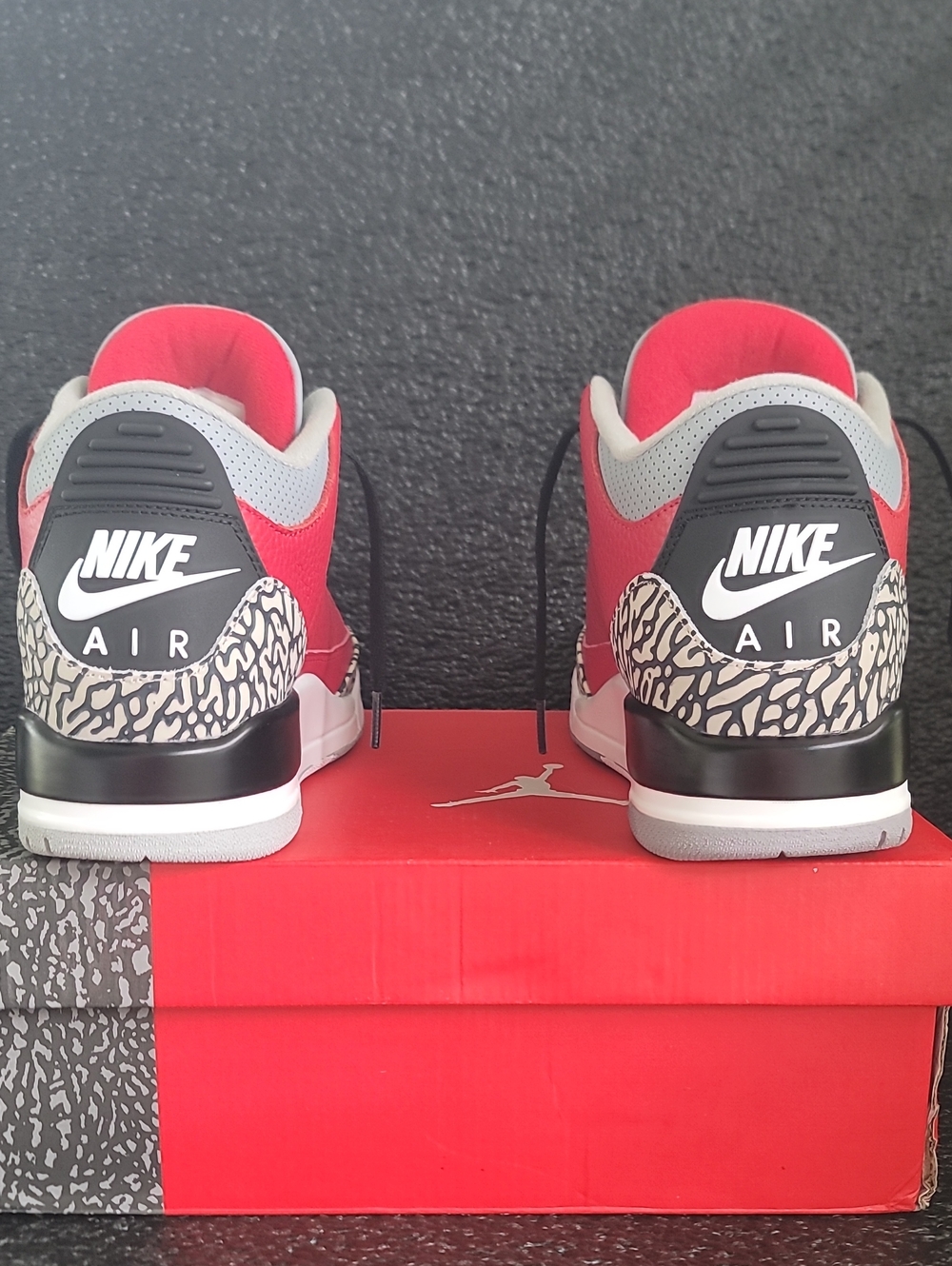 Nike Air Jordan 3 Retro SE "Unite/Red Cement" (Worn Once) Mens 8.5 Ships Today - Picture 2 of 16